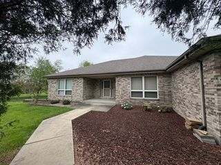 9937 W Kuse Road, Frankfort, IL 60423