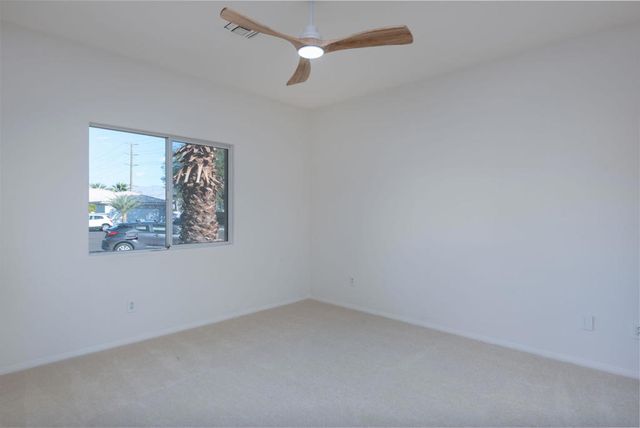 74137 Academy Lane E, Palm Desert, CA 92211