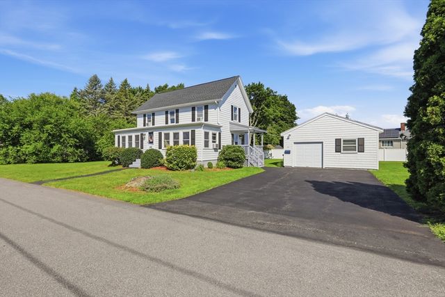 26 Quimby Ave, Woburn, MA 01801