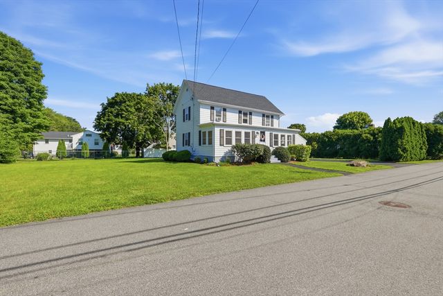 26 Quimby Ave, Woburn, MA 01801