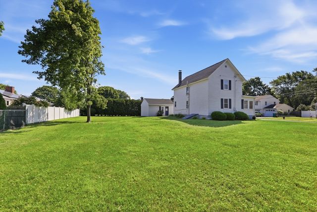 26 Quimby Ave, Woburn, MA 01801
