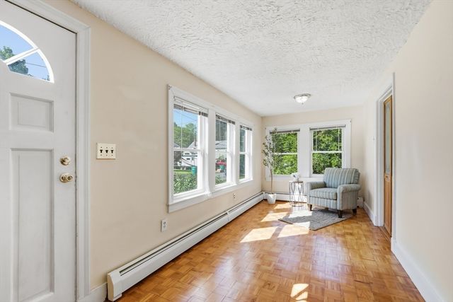 26 Quimby Ave, Woburn, MA 01801