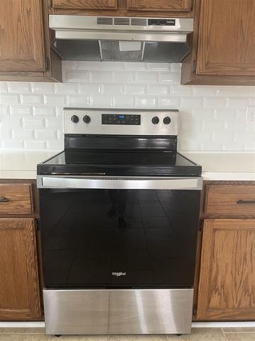 1438 Rand Rd, Canton, MI 48187