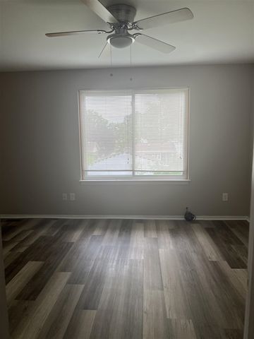 1438 Rand Rd, Canton, MI 48187