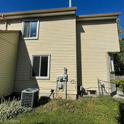 1438 Rand Rd, Canton, MI 48187