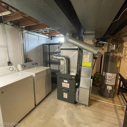 1438 Rand Rd, Canton, MI 48187