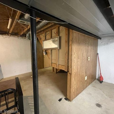 1438 Rand Rd, Canton, MI 48187