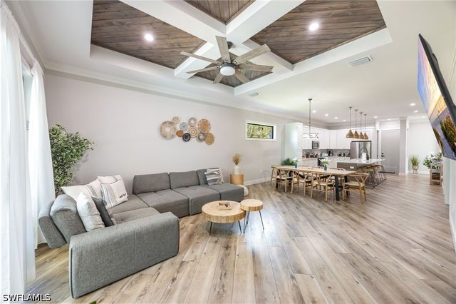 3530 Hibiscus AVE, Naples, FL 34104