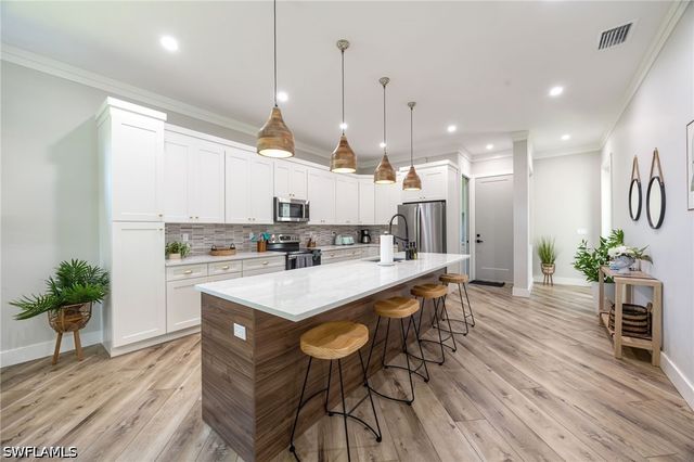 3530 Hibiscus AVE, Naples, FL 34104