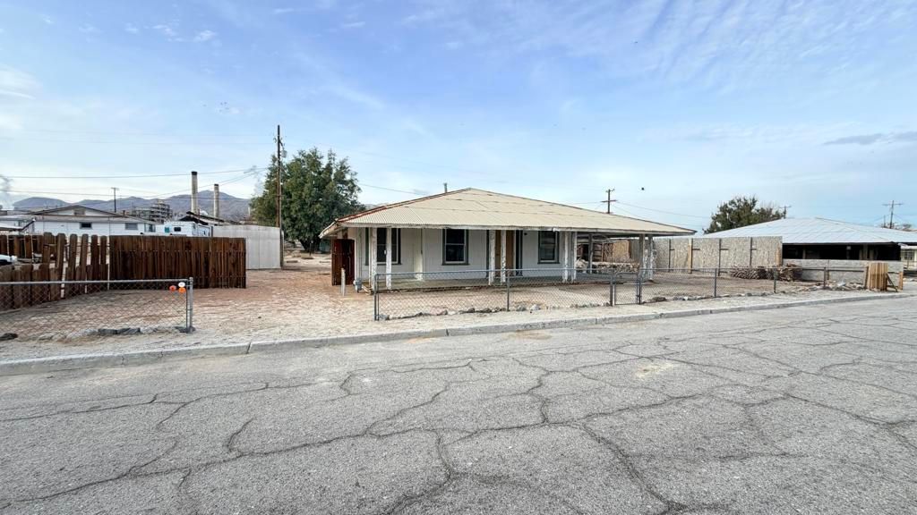 Image 1 of property listing at 82962 Panamint Avenue, Trona, CA 93562
