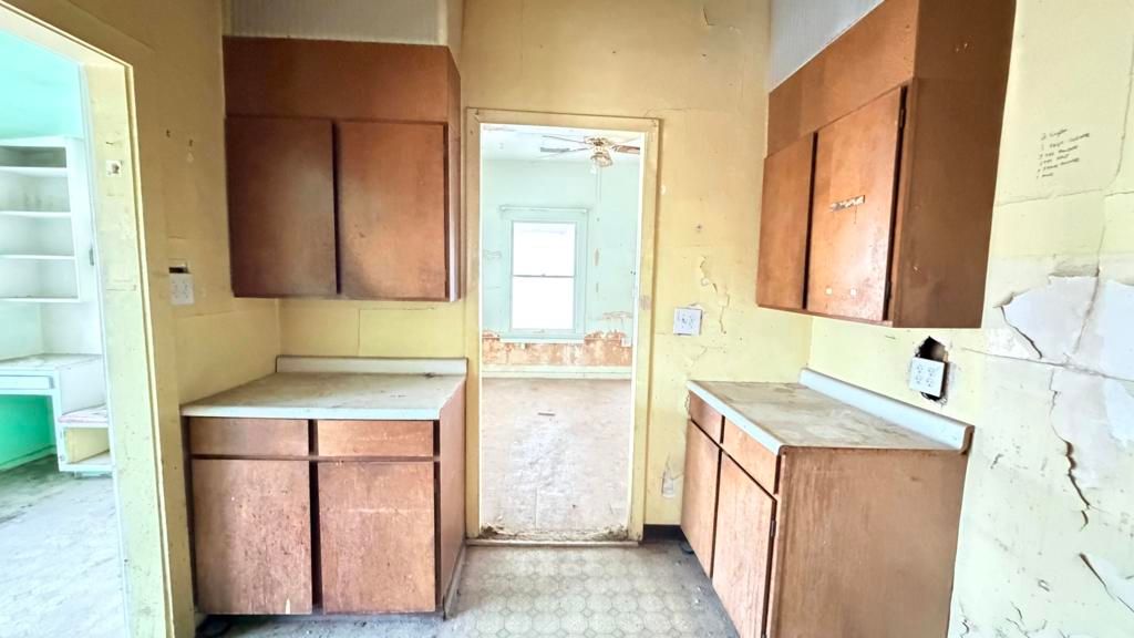 Image 12 of property listing at 82962 Panamint Avenue, Trona, CA 93562