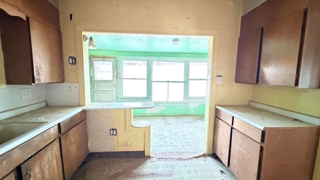 Image 13 of property listing at 82962 Panamint Avenue, Trona, CA 93562