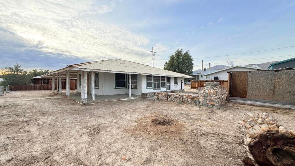Image 5 of property listing at 82962 Panamint Avenue, Trona, CA 93562
