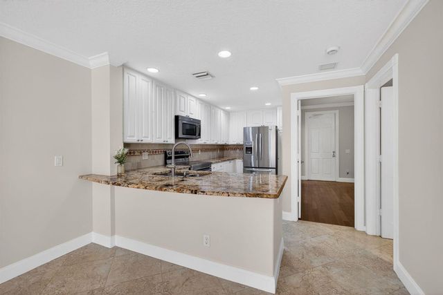 219 Soriano Drive, Jupiter, FL 33458
