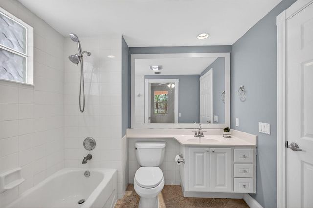 219 Soriano Drive, Jupiter, FL 33458