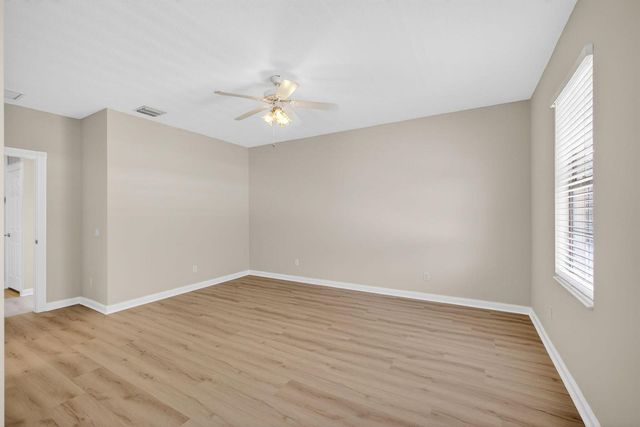 219 Soriano Drive, Jupiter, FL 33458