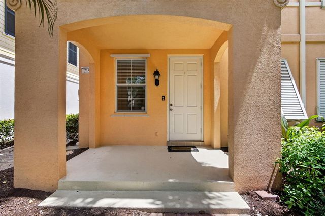 219 Soriano Drive, Jupiter, FL 33458
