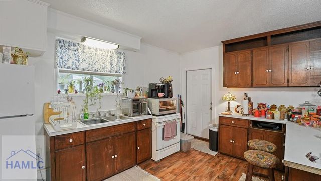 3808 Waycross Highway, Jesup, GA 31545