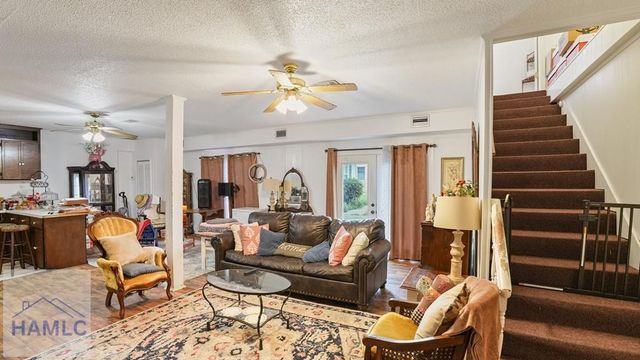 3808 Waycross Highway, Jesup, GA 31545