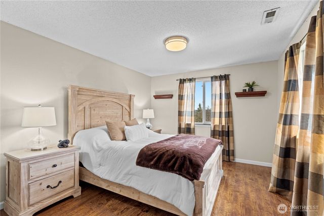 8401 68th Avenue Ct E, Puyallup, WA 98371