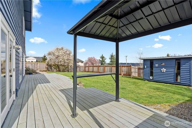 8401 68th Avenue Ct E, Puyallup, WA 98371