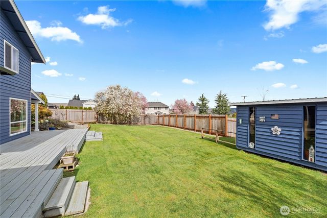 8401 68th Avenue Ct E, Puyallup, WA 98371