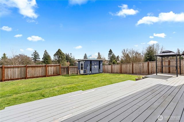 8401 68th Avenue Ct E, Puyallup, WA 98371