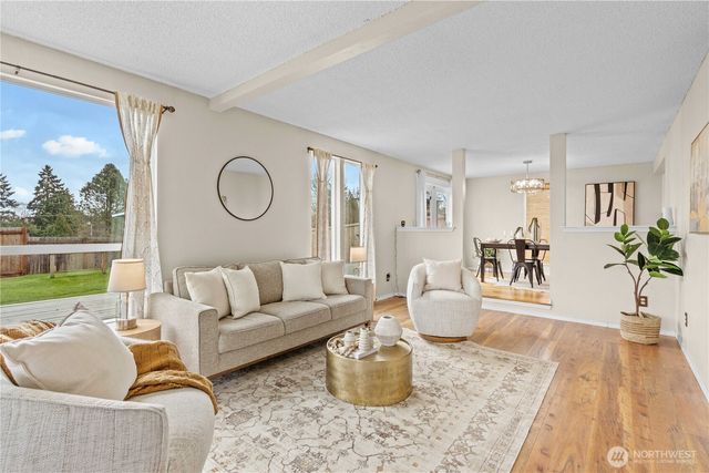 8401 68th Avenue Ct E, Puyallup, WA 98371