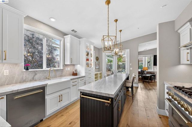 6433 Owl Way, Livermore, CA 94551