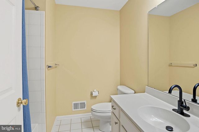 51 YORK RD, Princeton Junction, NJ 08550