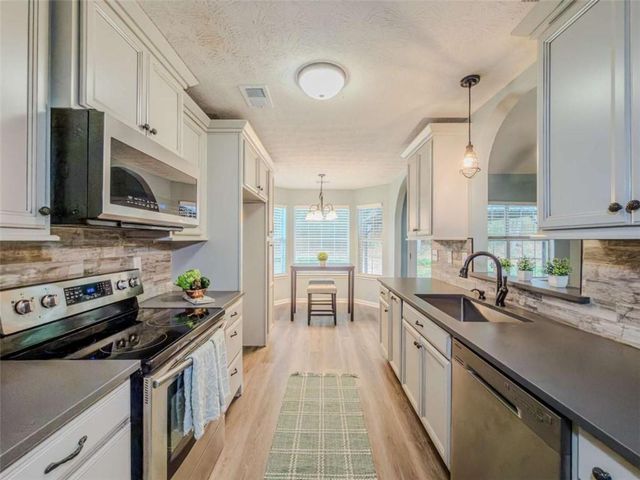 300 Greenleaf Court, Loganville, GA 30052