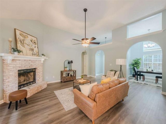 300 Greenleaf Court, Loganville, GA 30052