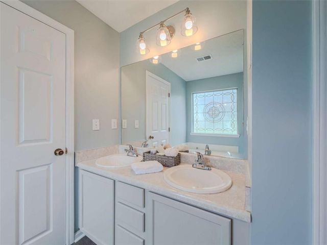 300 Greenleaf Court, Loganville, GA 30052
