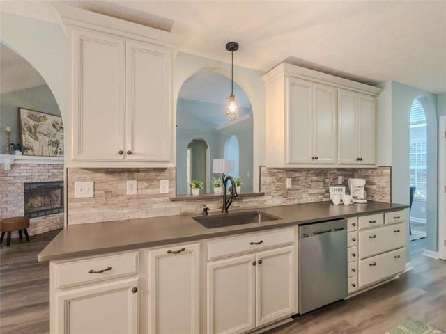 300 Greenleaf Court, Loganville, GA 30052
