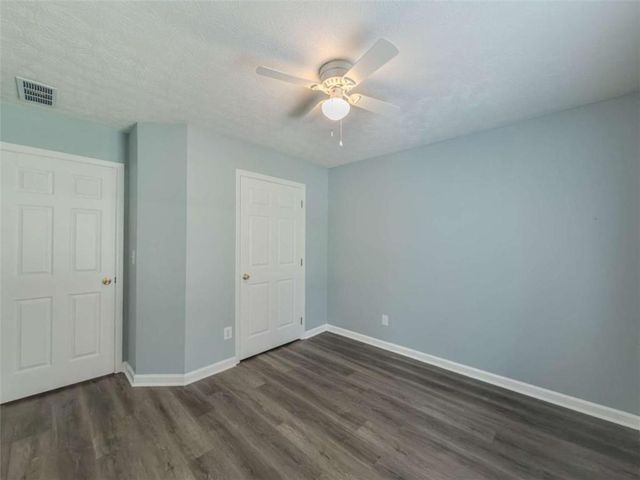 300 Greenleaf Court, Loganville, GA 30052
