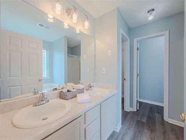 300 Greenleaf Court, Loganville, GA 30052