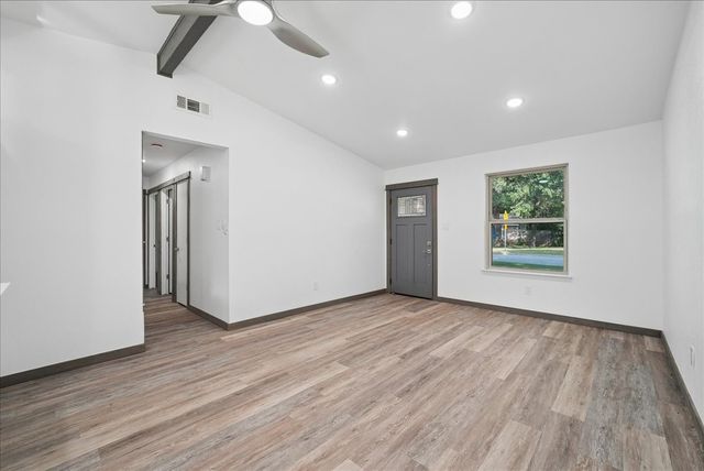 5701 Guildwood Drive, Arlington, TX 76017