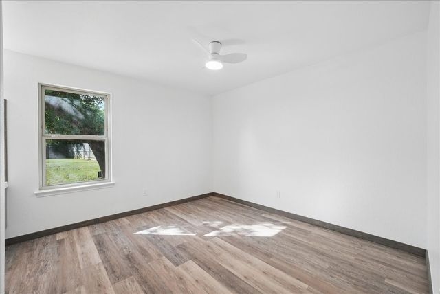 5701 Guildwood Drive, Arlington, TX 76017