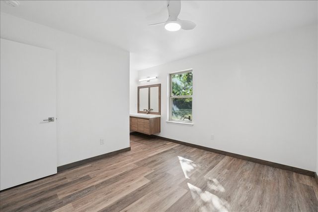 5701 Guildwood Drive, Arlington, TX 76017