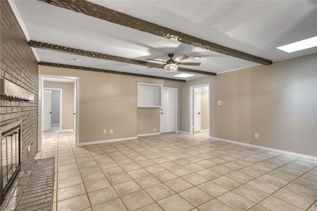 1212 South Ridgefield Circle, College Station, TX 77840