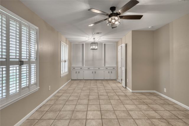 1212 South Ridgefield Circle, College Station, TX 77840