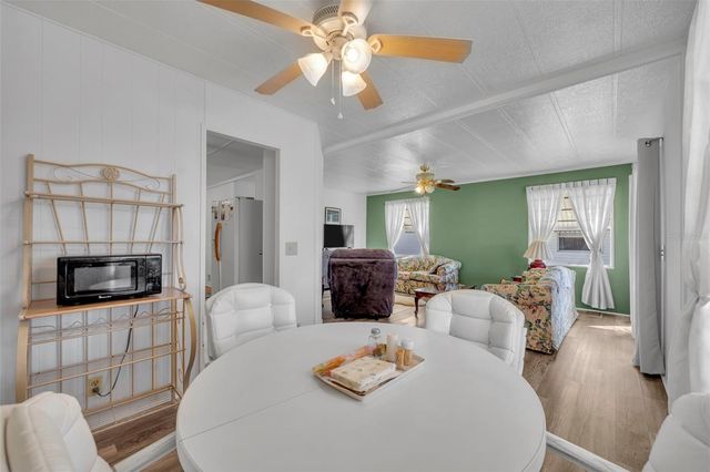 180 PARADISE N, Leesburg, FL 34788