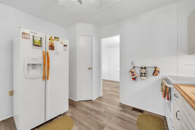 180 PARADISE N, Leesburg, FL 34788