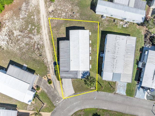 180 PARADISE N, Leesburg, FL 34788