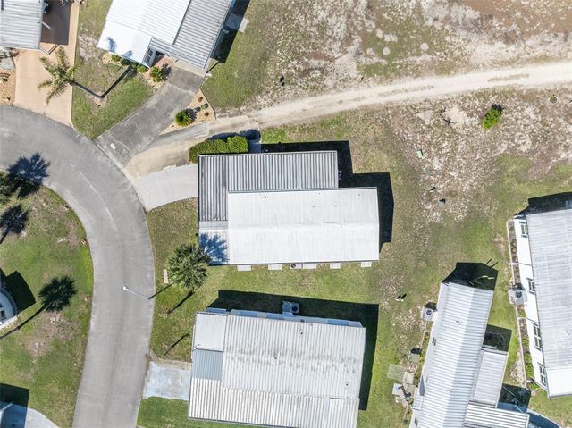 180 PARADISE N, Leesburg, FL 34788