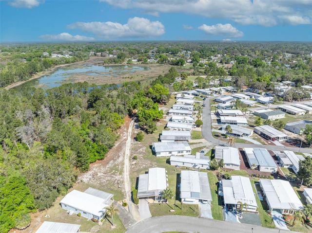 180 PARADISE N, Leesburg, FL 34788