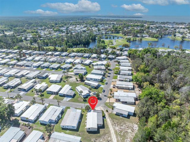 180 PARADISE N, Leesburg, FL 34788