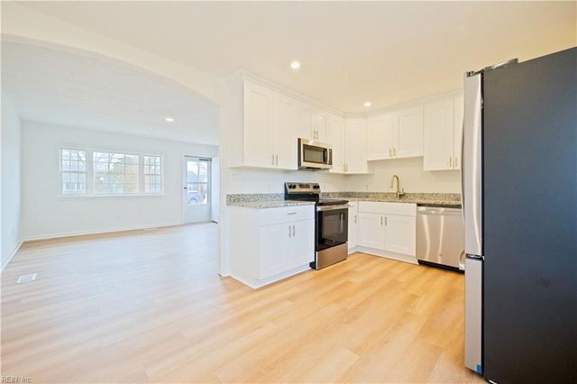 2051 Richard AVE, Hampton, VA 23664