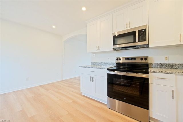 2051 Richard AVE, Hampton, VA 23664