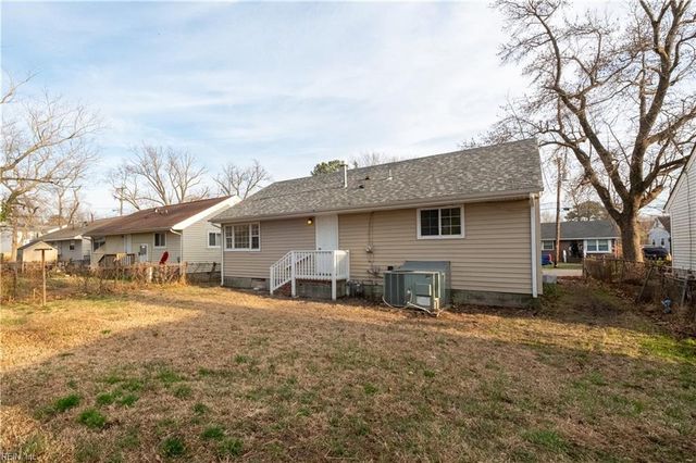 2051 Richard AVE, Hampton, VA 23664